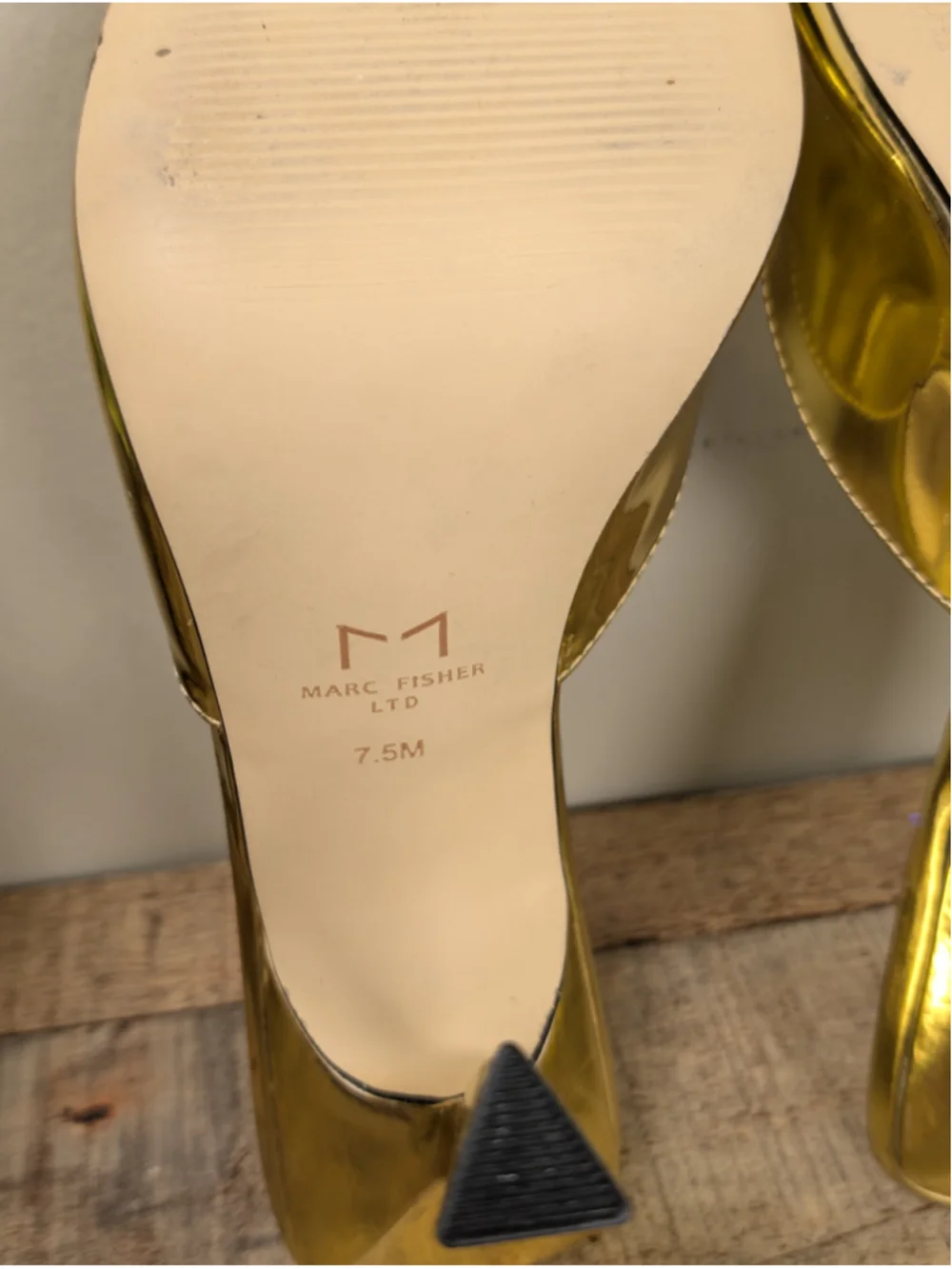 Marc Fisher 7.5 LTD Baber Metallic Gold Leather Heel Slide Square Toe Sandals - Picture 8 of 10